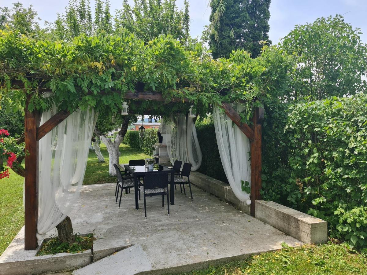 House Wisteria Villa Rakovica Dış mekan fotoğraf